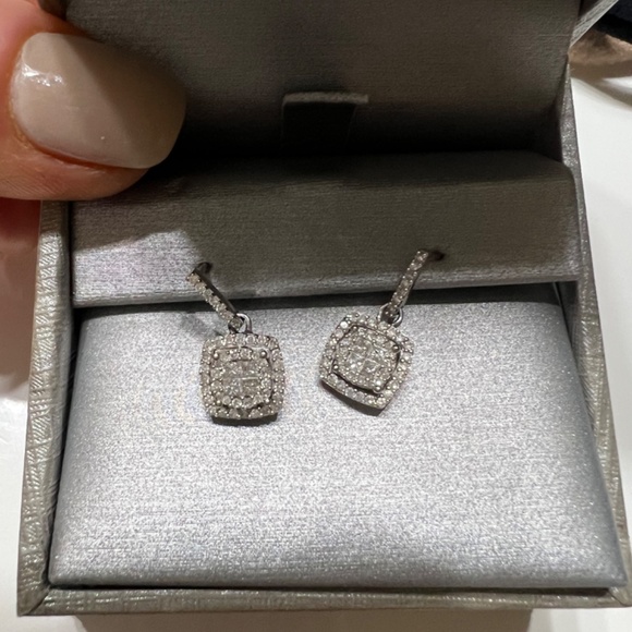 Zales dangle 1/2 TCW 10k diamond earrings - Picture 2 of 4